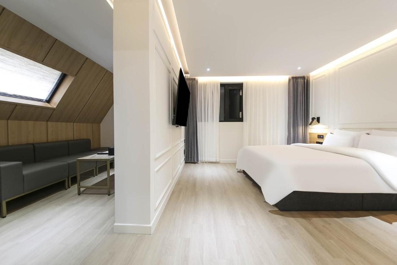 Brown Dot Hotel Pyeonghwa Plaza Мокпо Екстериор снимка